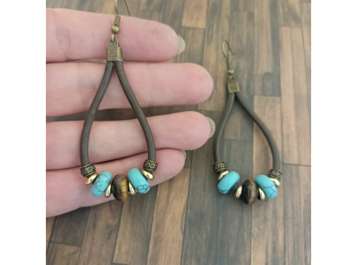 Boucles d'oreilles cuir et perles naturelles 3