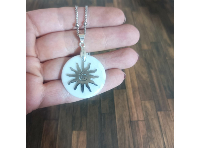 Pendentif Howlite soleil