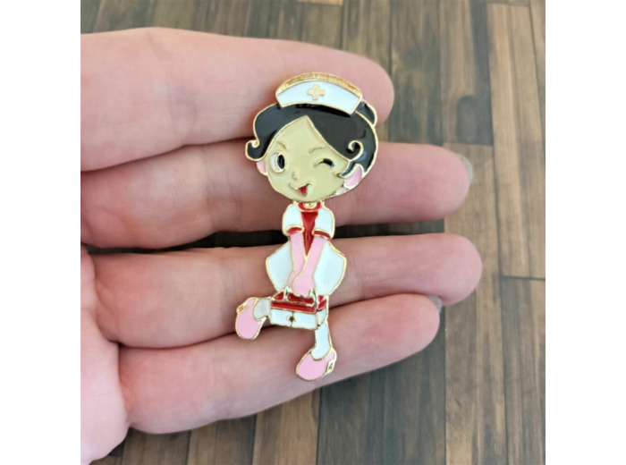 Broche infirmière 1