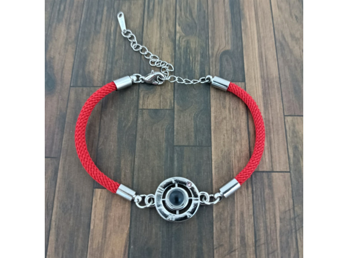 Bracelet de Projection "Je t'aime" en 100 langues rouge