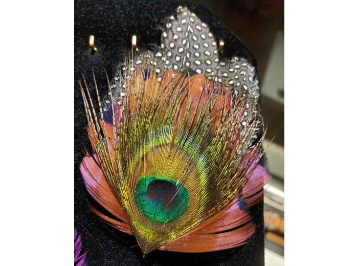 broche barrette en plumes