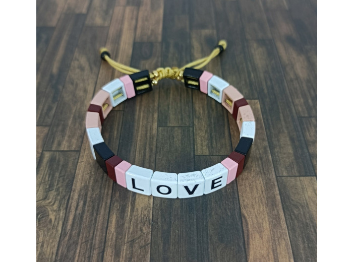 Bracelet LOVE en métal 1