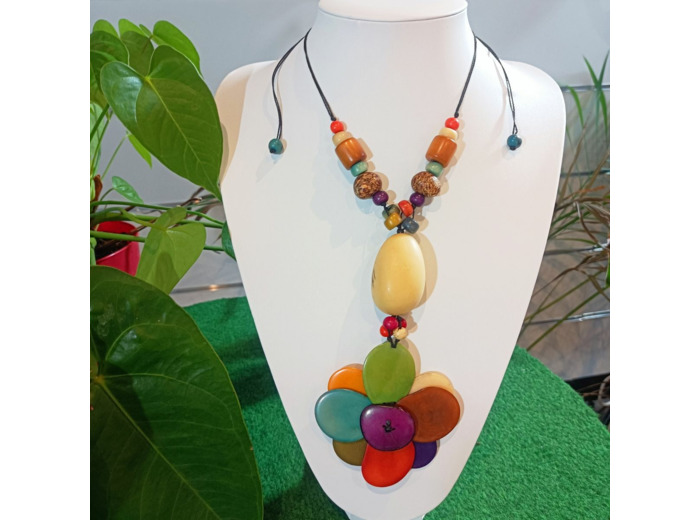 Collier Sandra Fleur 3 en ivoire végétal