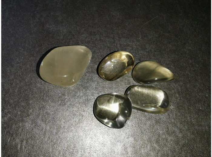 Orthose pierres roulées