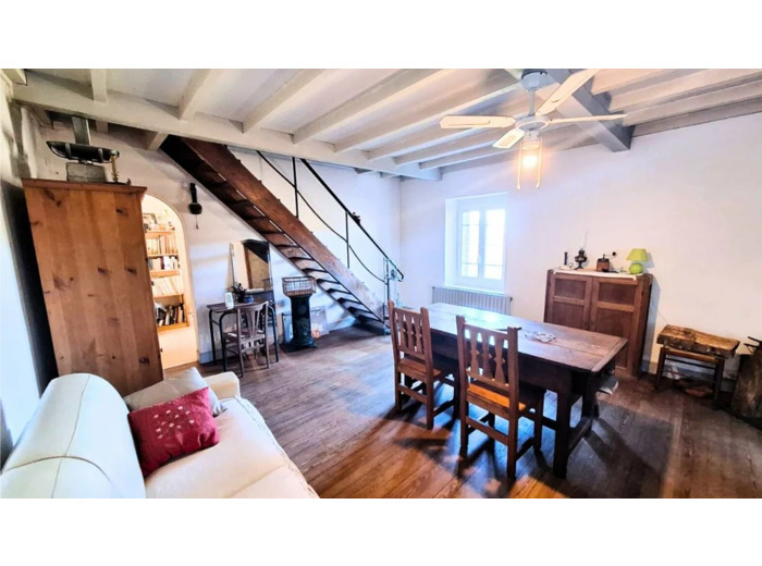 Maison à la campagne 3 chambres + salon + salle à manger