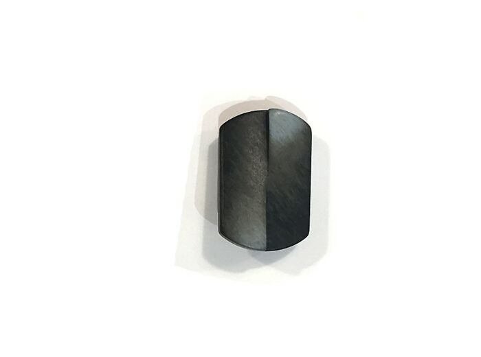 Bouton fantaisie - décalé gris 27 mm