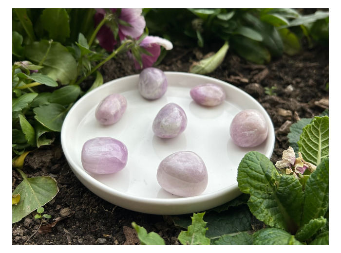 PIERRE ROULÉE KUNZITE