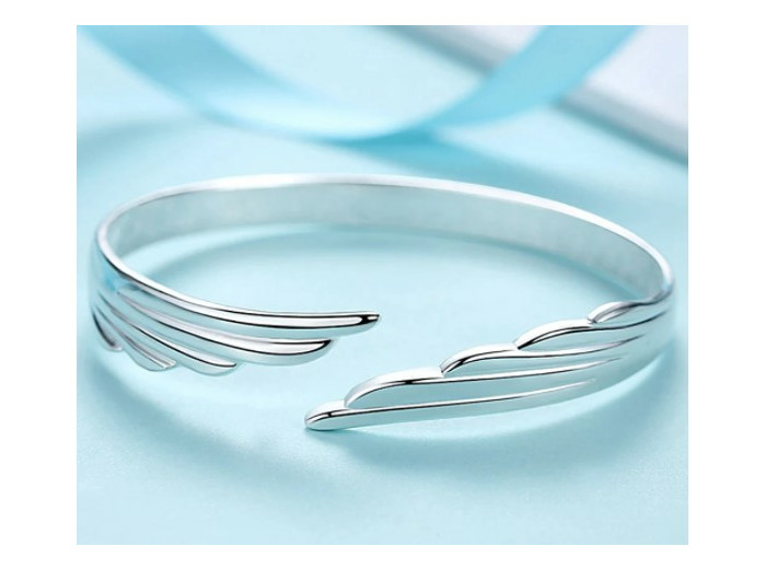 Bracelet manchette en argent ailes d'ange
