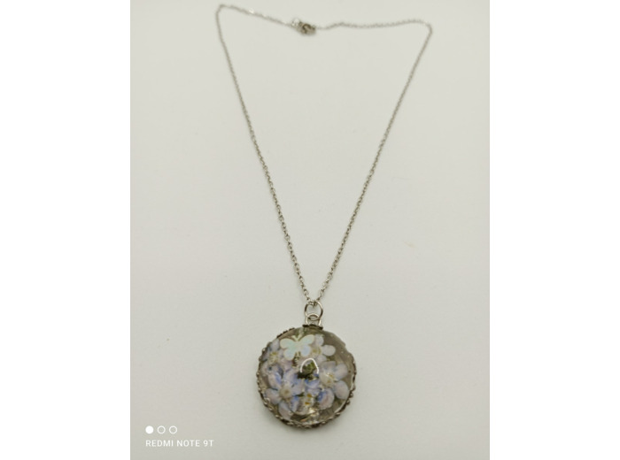Pendentif résine rond fleurs bleu/argenté #19