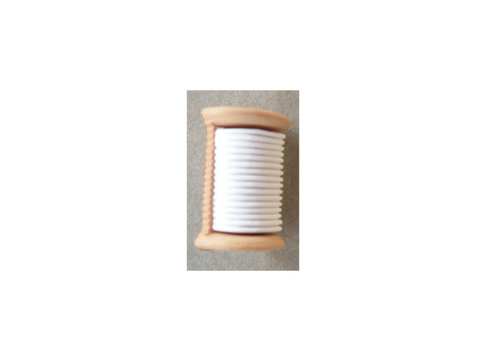Bouton bobine de fil blanc
