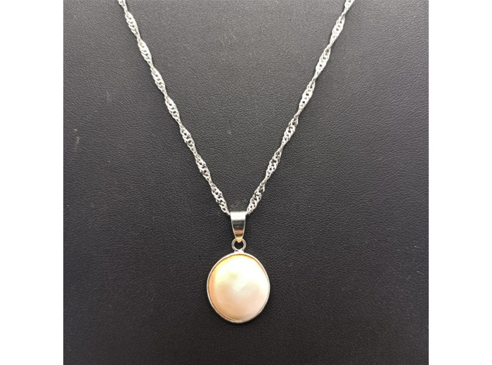 Pendentif œil de Sainte Lucie, coquillage porte bonheur, chaîne acier inox
