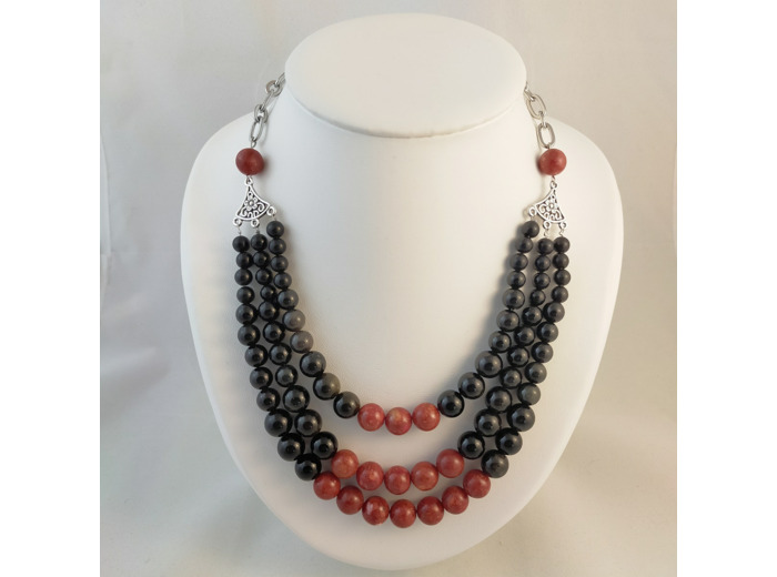 Collier triple obsidienne/corail rouge