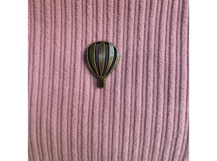 Casquette velours rose Le voyage en panier