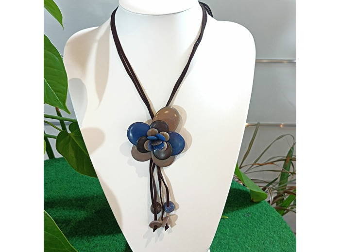 Collier Rosa bleu-gris en ivoire végétal