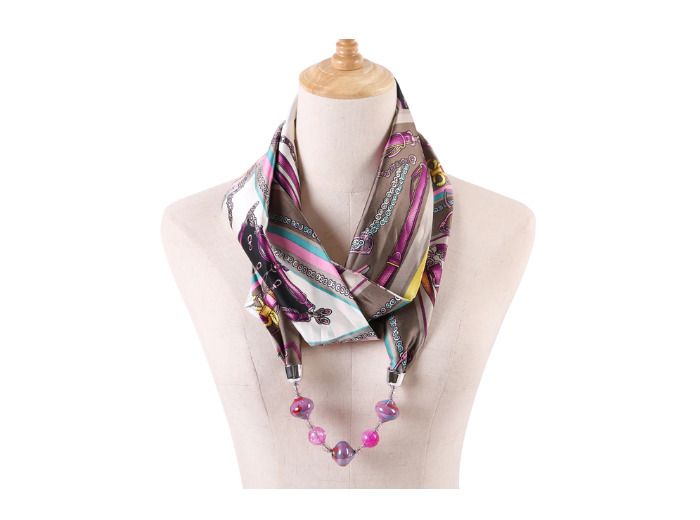 Foulard coton tons rose collier à perles roses