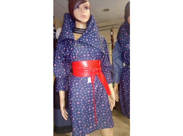 Robe jean et fleurs