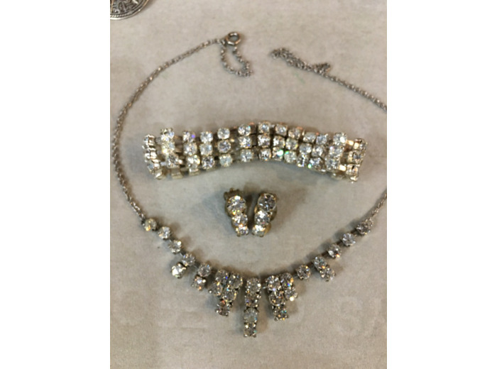 Parure en zircon