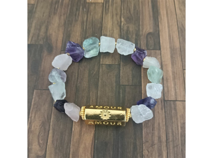 Bracelet " Amour" en pierres naturelles brutes