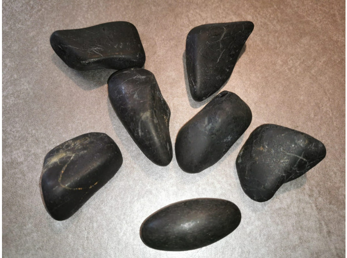 Shungite pierres semi polies Russie