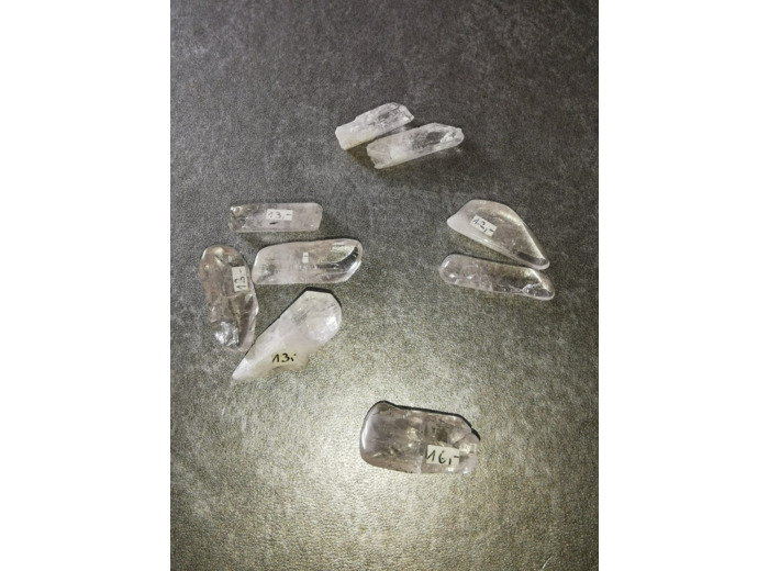 Danburite pierres roulées