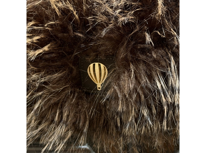 Sac en fourrure Le voyage en panier