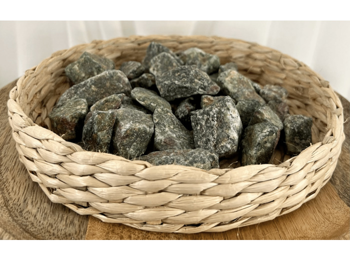 RUBIS ZOISITE BRUT