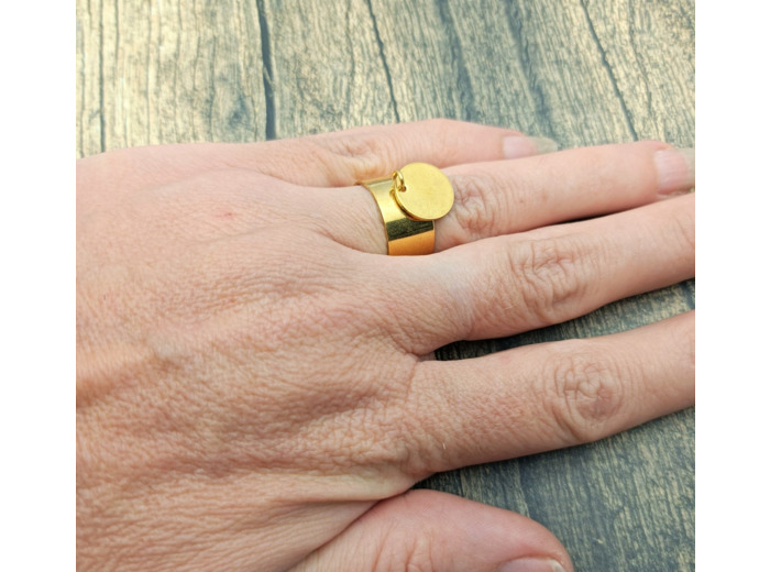 Bague à breloque ronde doré