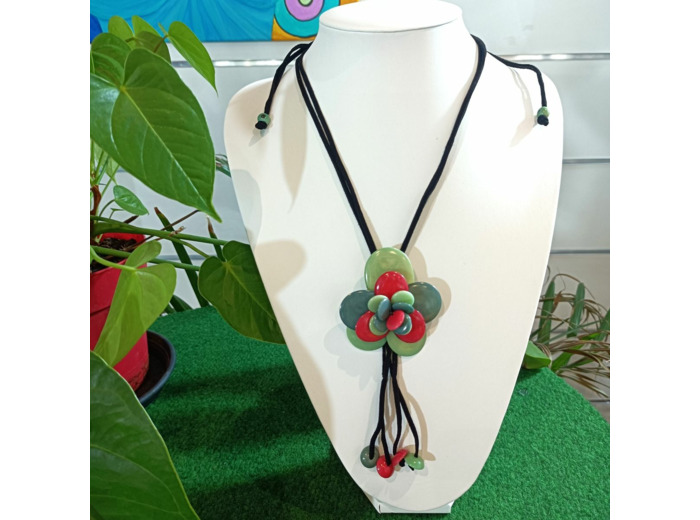 Collier Rosa bleu-rose en ivoire végétal