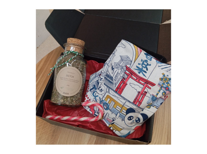 Coffret cadeau Bouillotte et Tisane - Motif panda