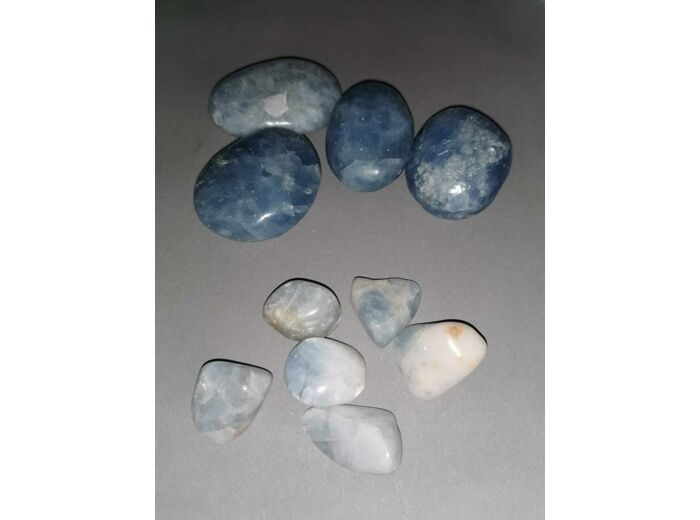 Calcite bleue pierres roulées