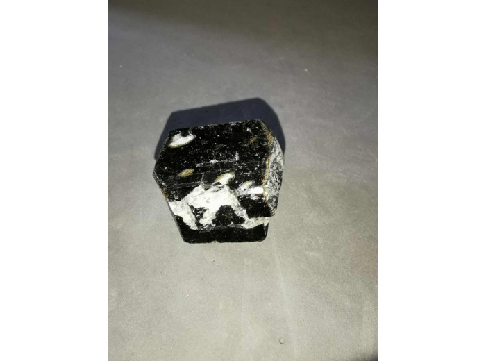 Tourmaline noire brute 57g