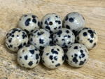 PERLE JASPE DALMATIEN