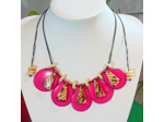 Collier Lisa rose-beige en ivoire végétal