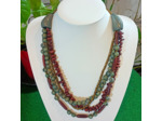 Collier Sonia maron-vert en ivoire végétal