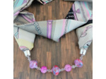 Foulard coton tons rose collier à perles roses
