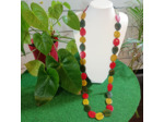 Collier long Shana rouge-kaki-vert en ivoire végétal