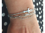 Bracelet triple chaîne croix en acier inox