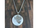 Collier nacre et ange en acier inoxydable