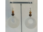 B.O. nacre blanche ronde, marron/orange/blanc