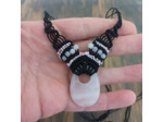 Collier en perles naturelles tissé noir/rose