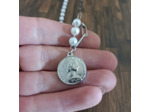 Collier en acier inoxydable et imitation perles