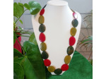 Collier Shakira rouge-kaki-vert en ivoire végétal