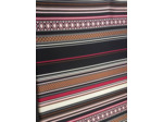 Tissu rayé rouge, rose... sur fond noir