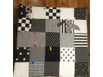 Tapis d'éveil sensoriel bébé, noir et blanc 70, 100 ou 130 cm