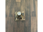 Broche batterie noir et strass
