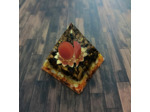 Pyramide orgonite  n°20   5x5cm
