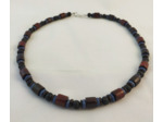 Collier pierre de lave/bois acajou/rondelles bleu