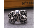 Bague en acier inoxydable pour hommes têtes de mort +++