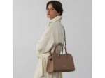 Lancaster Donna Hopper Sac Porté Main En Cuir Lisse 531-121 Praline