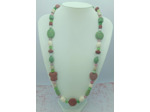 Collier en pierre de lave coloré et œil de chat